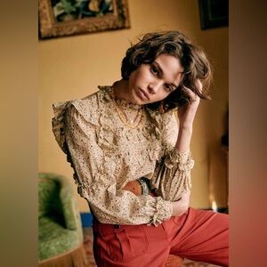 Sezane Emmy Blouse in Ditsy Floral Beige FR 38 / US 6